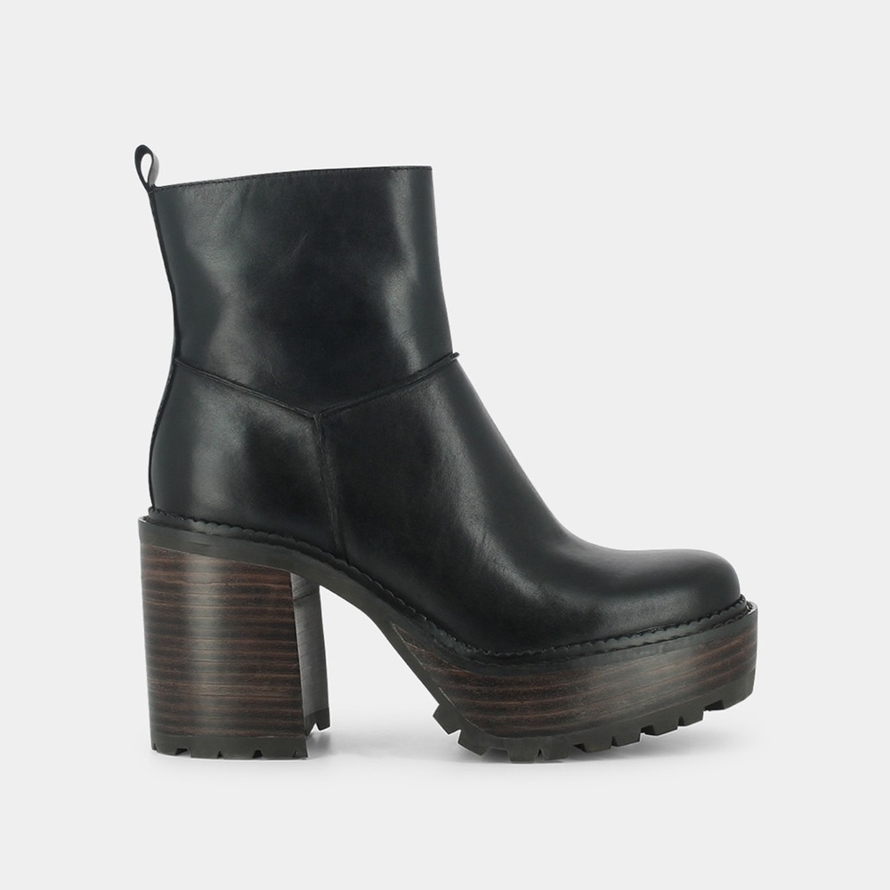 Jonak Platform and heel boots size 40 (US 8.5)